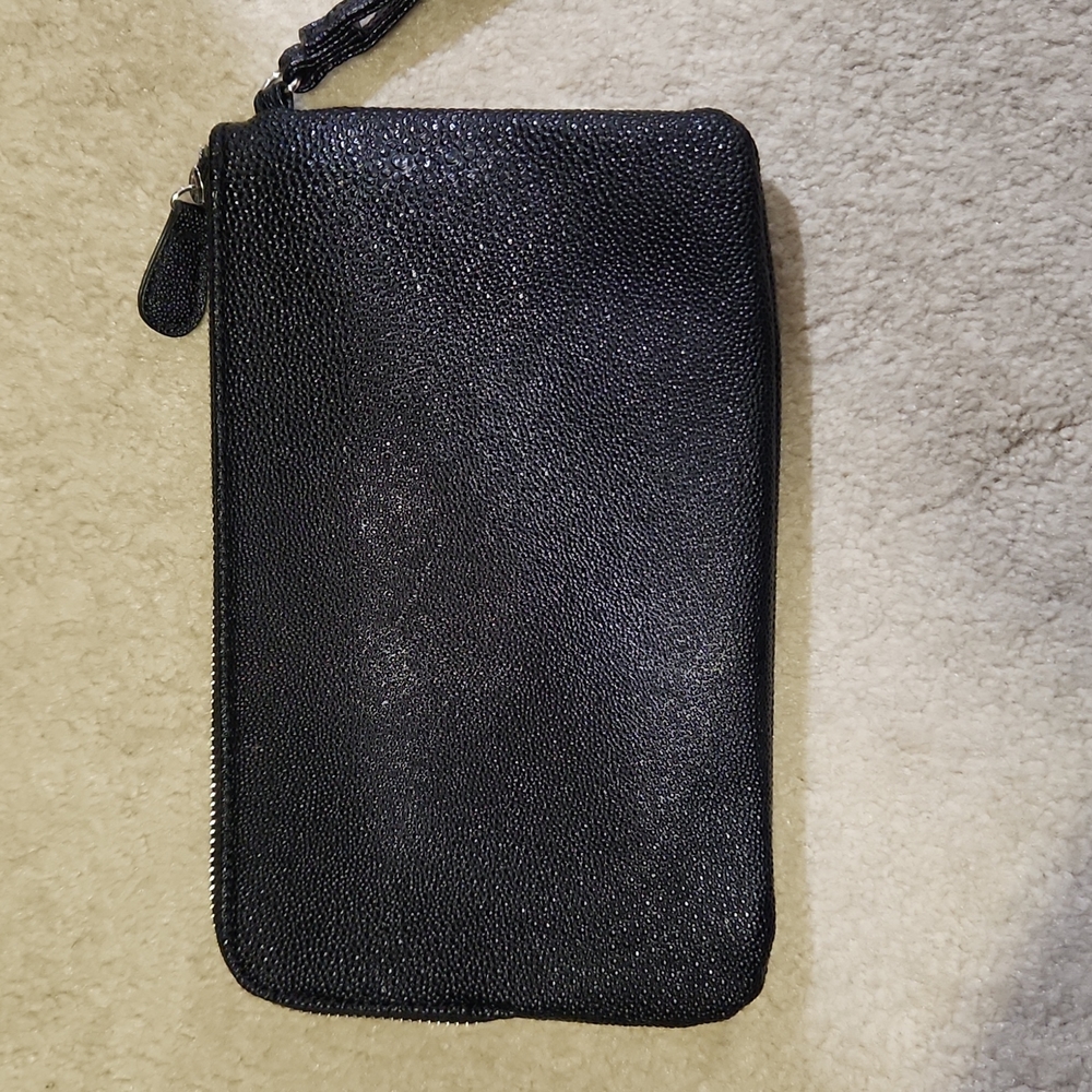 Black wristlet - Picture 4 of 4